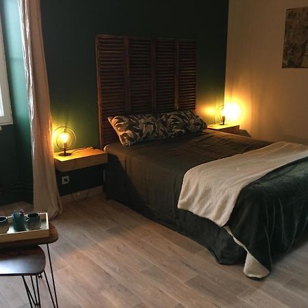 Bed and Breakfast Les Ormeaux Сотерн Экстерьер фото