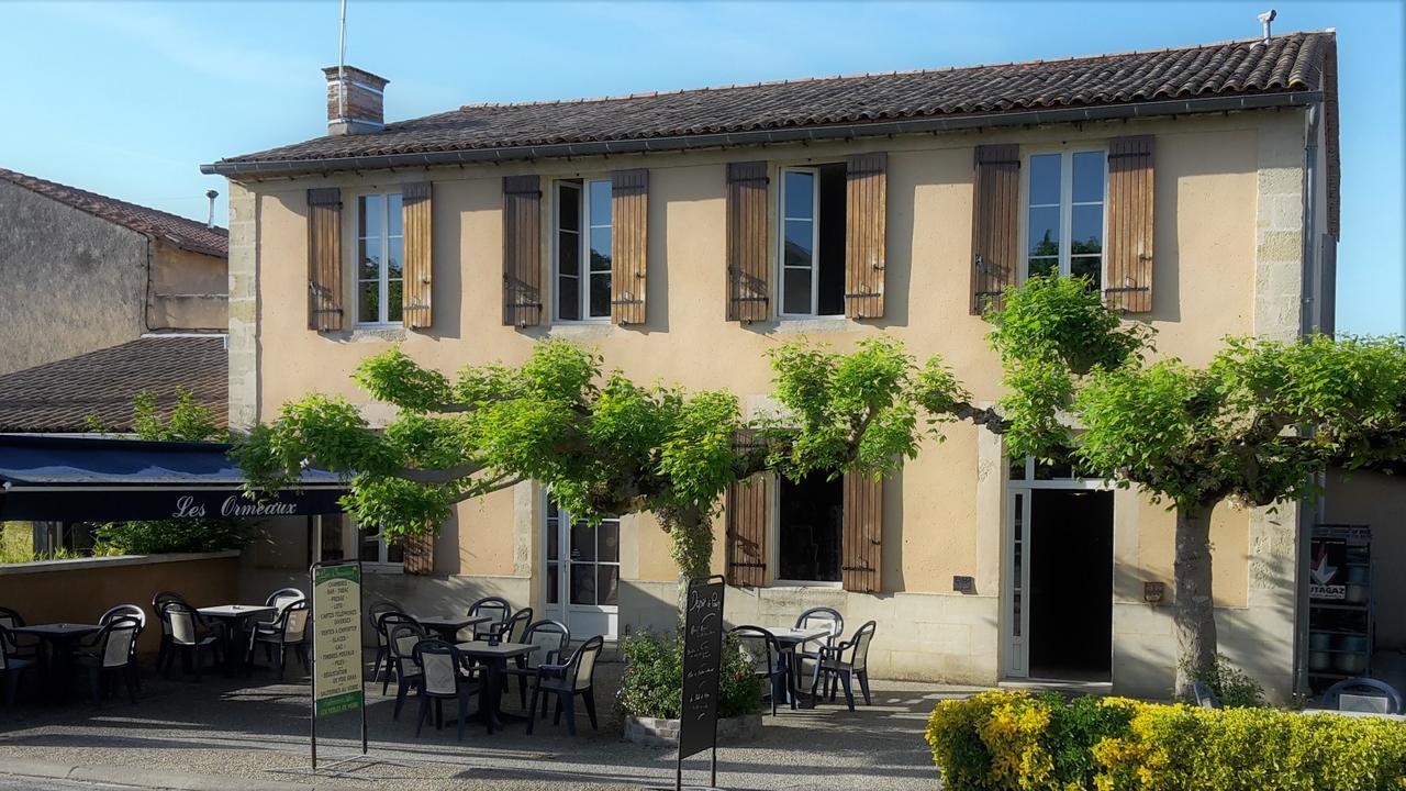 Bed and Breakfast Les Ormeaux Сотерн Экстерьер фото